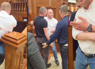 Primarul Ion Ceban, scos forțat de la ședința Parlamentului